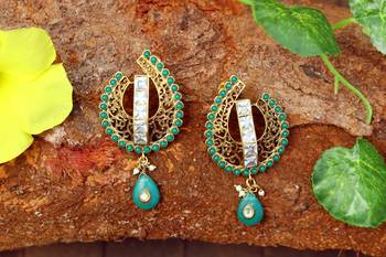 Green onyx earrings 1