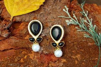 Black onyx earrings 1