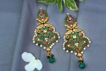 Green onyx earrings 2