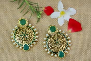 Green onyx chandbali 1