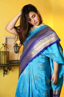 Cyan woven manipuri silk saree with blouse 3
