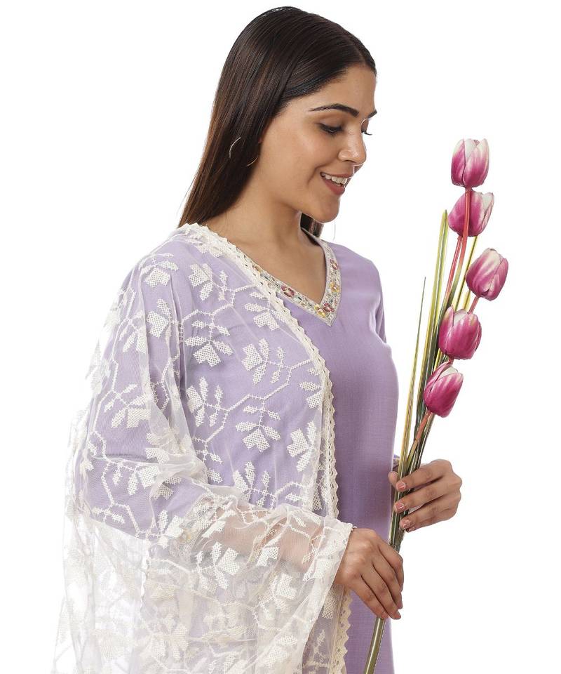 Mauve Matka Silk Kurti with Pants And Off-White Embroidered Dupatta
