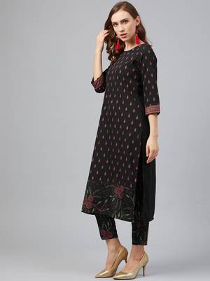 Black printed crepe kurtas-and-kurtis 3