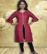 Front Slit Ladies Cotton Kurti WIth zari front
