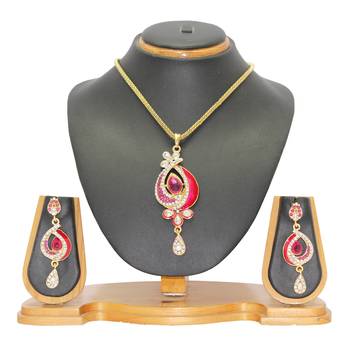 Pink pendants 1