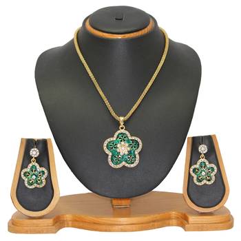Green pendants 1