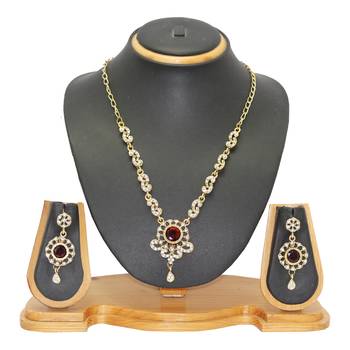 Maroon necklaces 1