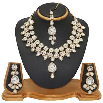 White necklaces 1
