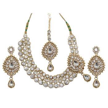 White necklaces 2