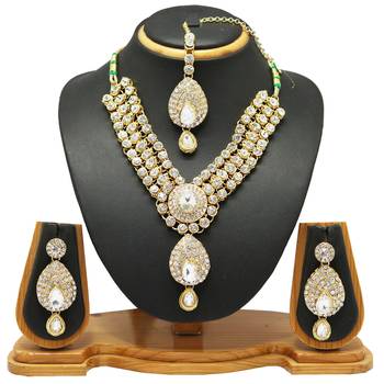 White necklaces 1