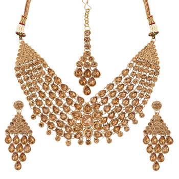 Gold necklaces 2
