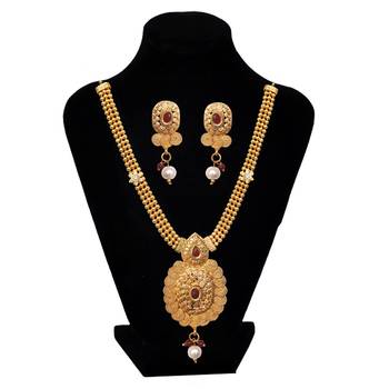 Maroon necklaces 1