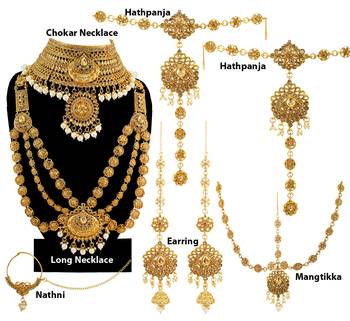 Gold necklaces 1