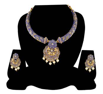 Blue necklaces 2