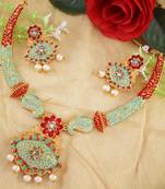 Multicolor necklaces