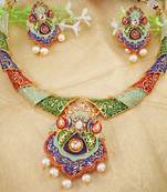Multicolor necklaces