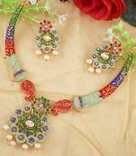 Multicolor necklaces