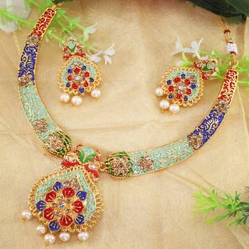 Multicolor necklaces 1
