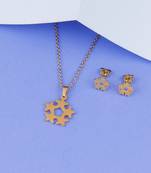 Gold Plated Delicate Pandent Set Designer For Women Girls