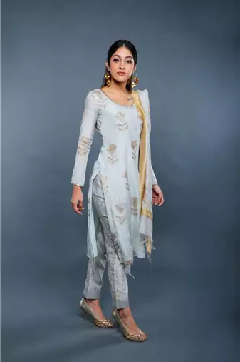 Show Shaa Ice Blue SCOTTISH THISTLE KURTA SET
