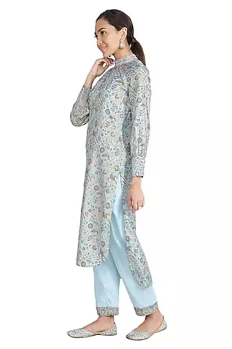 Show Shaa GATHER NECK floral SILK  KURTA SET