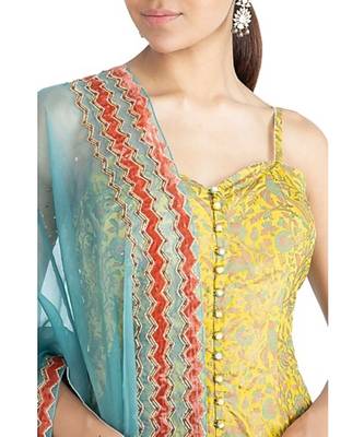 Show Shaa CHEVRON GARARA SET WITH Block printed silk strap tunic 4