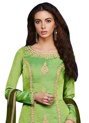 Green Embroidered art silk semi stitched sawlar with dupatta 2