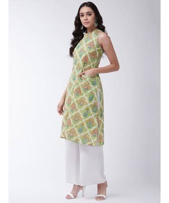 Green Printed Cotton Flared Kurta 3