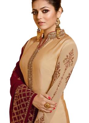 Peach Embroidered Georgette semi stitched sawlar with dupatta 3