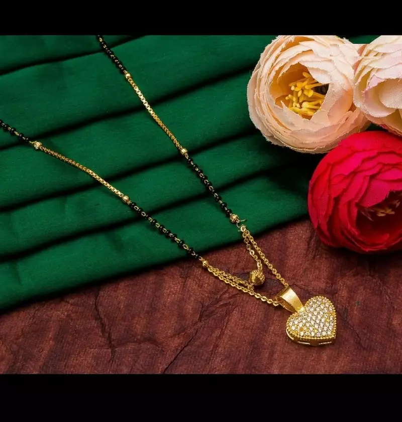 White diamond mangalsutra