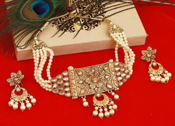 Multicolor mother of pearl designer-jewellery 1
