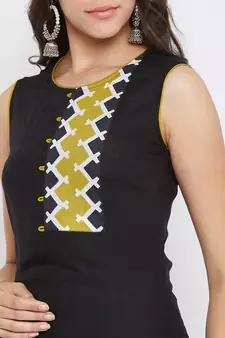 Black solid rayon kurtas-and-kurtis