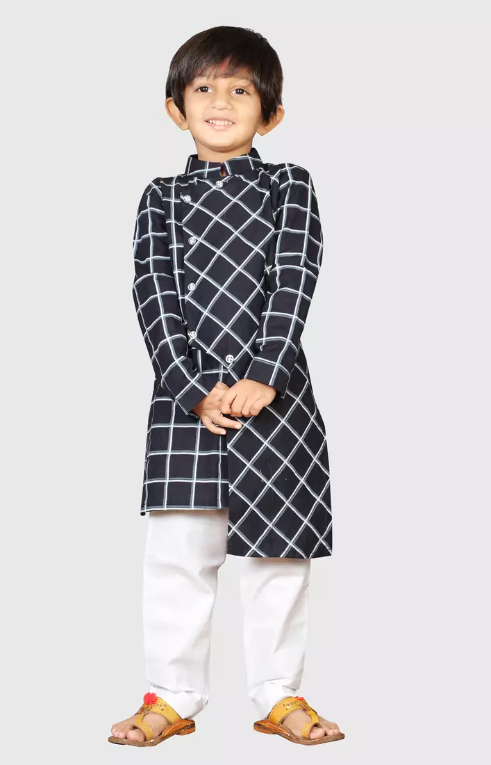 Kids Black Kurta Pyjama Set For Boys 