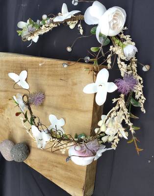 Beautiful 1 Pc Multicolor Bridal Flower Hair Accessory/ HeadPiece for women and girls 3
