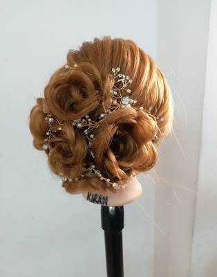 Beautiful 1 Pc White and Golden Bridal Flower Hair Accessory/ HeadPiece for Women and Girls 2
