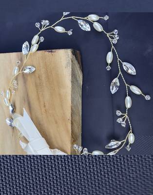 Beautiful 1 Pc White and Golden Bridal Flower Hair Accessory/ HeadPiece for Women and Girls 4