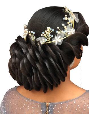Beautiful 1 Pc White and Golden Bridal Flower Hair Accessory/ HeadPiece for Women and Girls 2