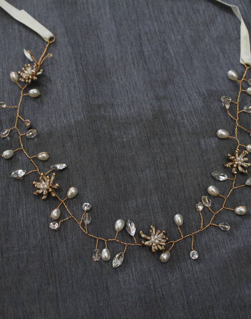 Beautiful 1 Pc White and Golden Bridal Flower Hair Accessory/ HeadPiece for Women and Girls