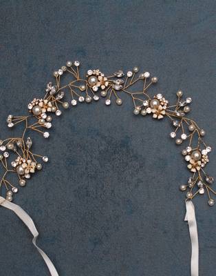 Beautiful 1 Pc White and Golden Bridal Flower Hair Accessory/ HeadPiece for Women and Girls 4