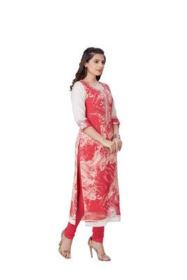 pretty women Peach Georgette 3/4th Sleeves Printed Women's Kurti 3