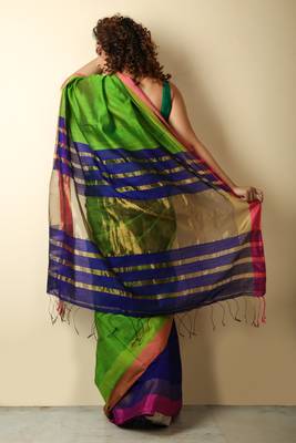 Light green woven blended cotton saree with blouse 2