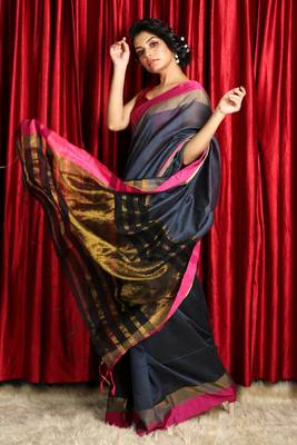Grey woven blended cotton saree with blouse 2