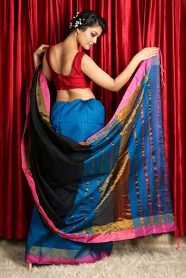 Blue woven blended cotton saree with blouse 3