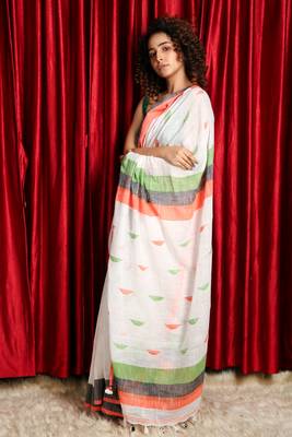 White woven cotton saree with blouse 2