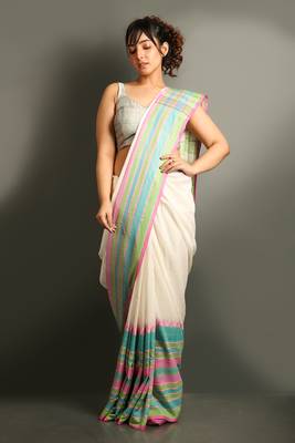 White plain organza saree with blouse 1