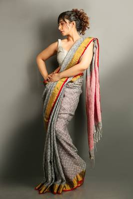 Grey  woven pure linen saree with blouse 1