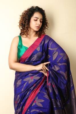 Royal blue woven blended cotton saree with blouse 3