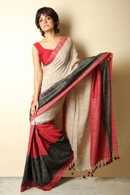 Red plain jute saree with blouse 1