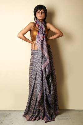 Beige woven jute saree with blouse 1