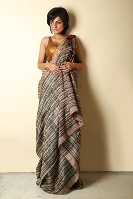  black woven jute saree with blouse 1